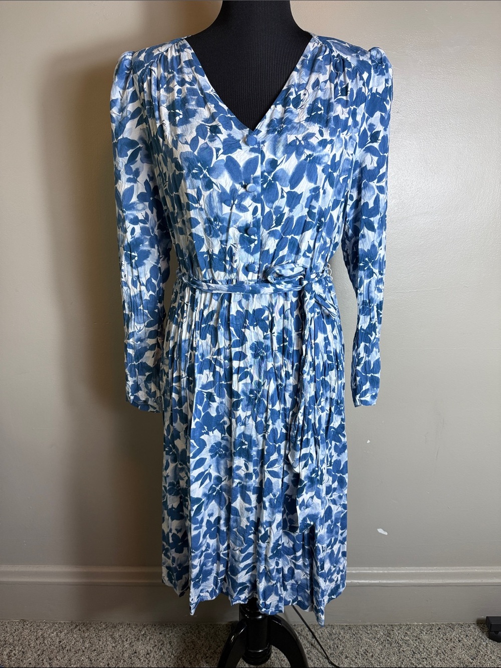 blue floral calvin klein dress Womens Long Sleeve V Neck Knee Length A-Line 14 Size:One Size (Shoe Size 6-9)